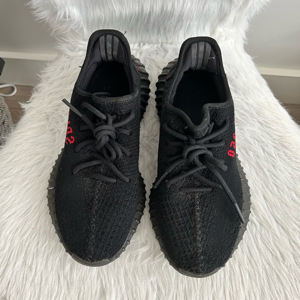Yeezy boost 350 v2 black and red